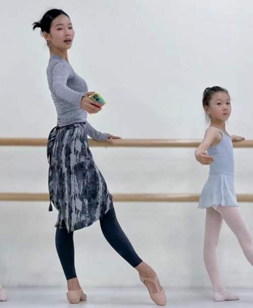 Dali NI - RMB teacher Dali NI - RMB teacher