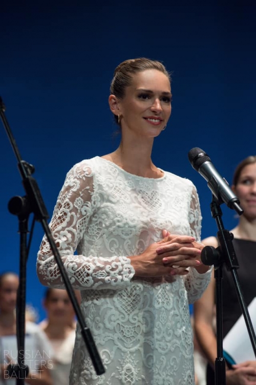 POLINA SEMIONOVA POLINA SEMIONOVA