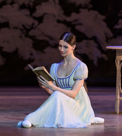 Evgenya Victory Gonzalez - Ballet Artist Evgenya Victory Gonzalez - Ballet Artist