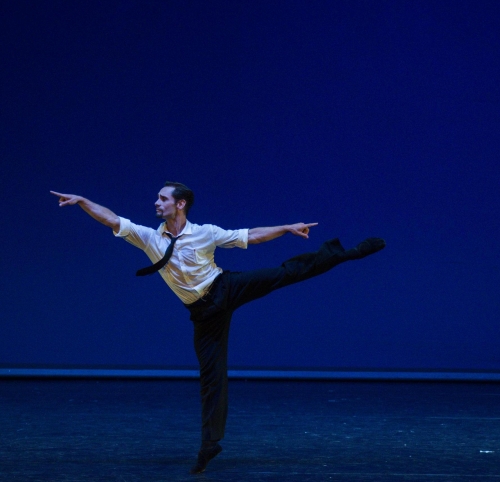 Denis Untila  - Solista de ballet Denis Untila  - Solista de ballet