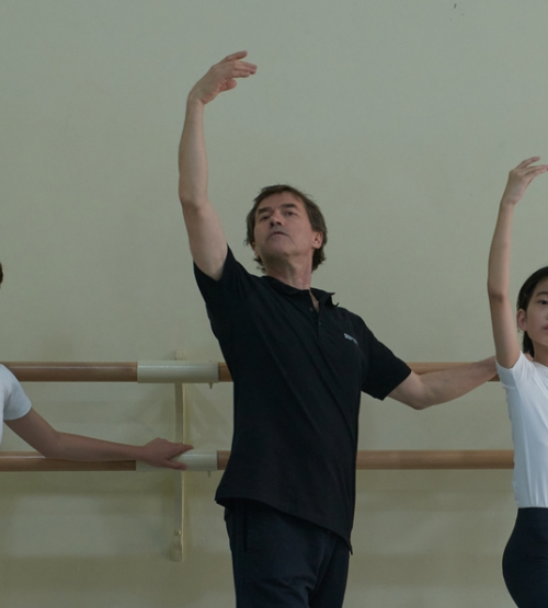 Ilya Novoseltsev - RMB teacher Ilya Novoseltsev - RMB teacher