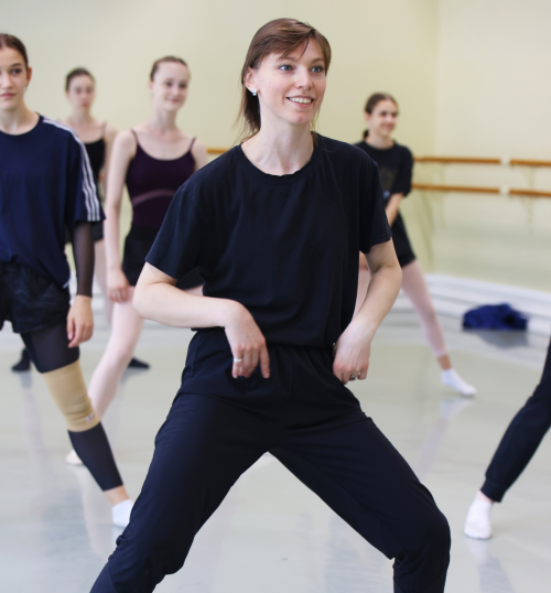 Daria Vergizova - Contemporary teacher of RMB Daria Vergizova - Contemporary teacher of RMB