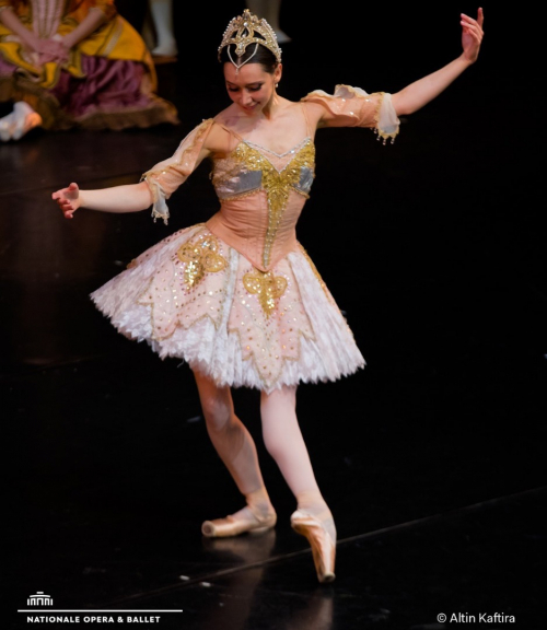 Anna Ol - Principal Dancer. Photo by Altin Kaftira Anna Ol - Principal Dancer. Photo by Altin Kaftira
